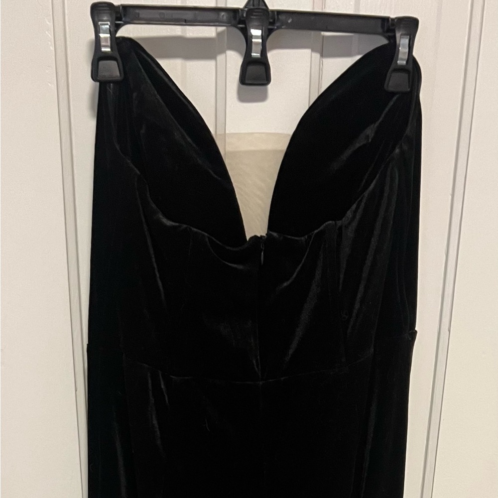 Black Velvet Strapless Dress.